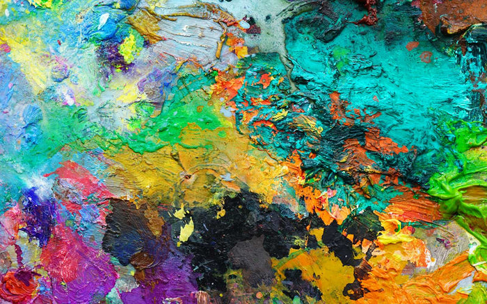 Detailaufnahme einer abstrakten Farbpalette mit dicken Farbschichten in Violett, Blau, Grün, Gelb, Orange und Ocker. Zeitgenössische Kunst von Mark Hellbusch zwischen Malerei, Relief und Objektkunst.