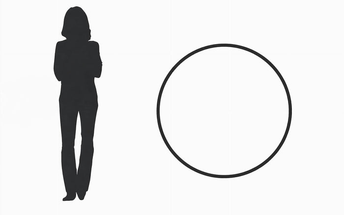 rundes Gemälde im Größenvergleich mit Mensch - Format runder abstrakter Kunst