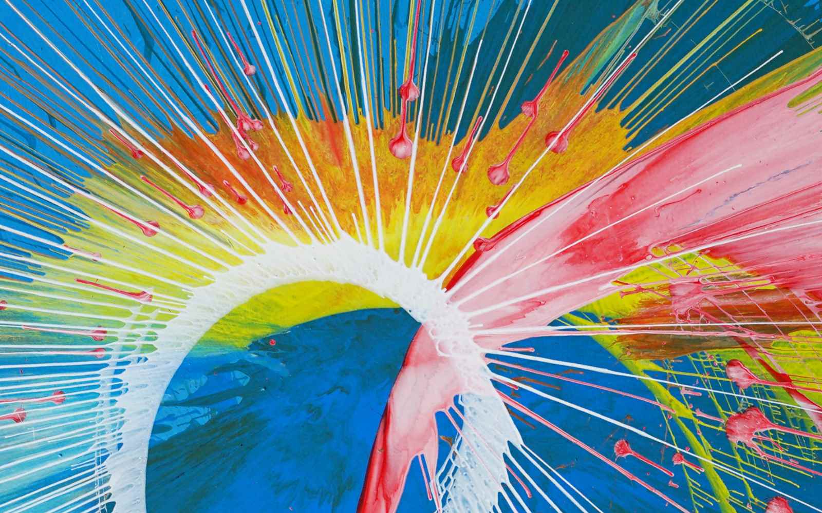 Abstrakte, experimentelle Malerei | rundes Gemälde in den Farben blau, gelb, pink und weiß | experimentelle Kunst mit dem Farbwurf | preiswerte Kunstwerke