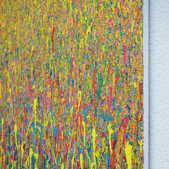 Abstrakte Kunst mit Gelb, Blau und bunten Farben – Originalgemälde von Mark Hellbusch, 110 × 100 cm, Acryl auf Leinwand, 2026