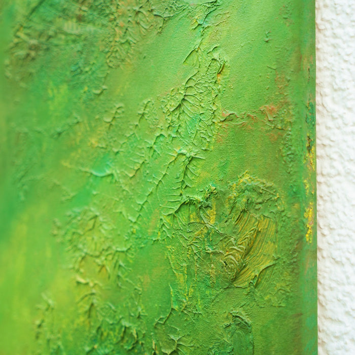 "Achim", 30x24 cm, 2026, Seitenperspektive: abstraktes Gemälde mit grünen Farben auf Leinwand und strukturierter Oberfläche. Künstler Mark Hellbusch