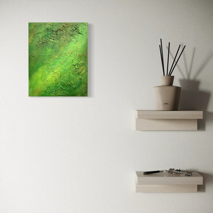 "Achim", 30x24 cm, 2026 (in situ): abstraktes Gemälde mit grünen Farben auf Leinwand und strukturierter Oberfläche. Künstler Mark Hellbusch