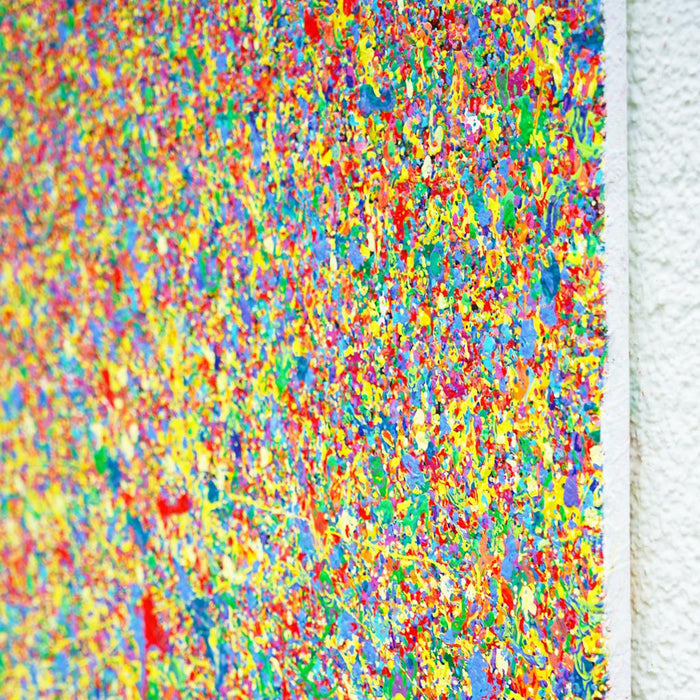 Abstrakte Kunst „Claim 188“ (Ausschnitt und von der Seite), dynamische und lebendige Malerei in Blau, Gelb und Grün, Mischtechnik auf Leinwand. Künstler Mark Hellbusch