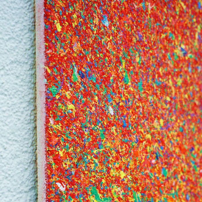 Abstrakte Kunst „Claim 190“ (Ausschnitt, Seite), einzigartiges kleines Gemälde mit intensiver Farbigkeit in Rot und Blau, Mischtechnik auf Leinwand. Künstler: Mark Hellbusch.