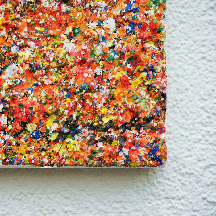 Abstrakte Kunst „Claim 202“ (Signatur) mit dichter, farbintensiver Struktur in Rot, Orange und Multicolor, Acryl und Lack auf Leinwand, Atelier Hellbusch
