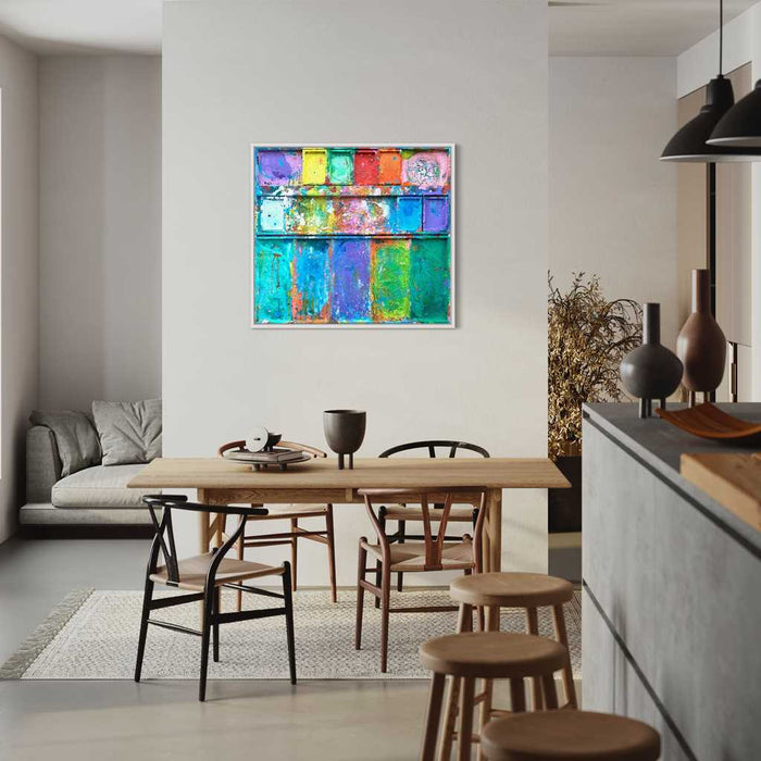"Der Letzte Schnee" zeigt Malerei auf einem Wandobjekt (100 x 90 cm, in Situation). In den Mischfächer (unten) sind vor allem bläuliche und grünliche Töne zu sehen. Oben befinden sich 7 rechteckige Teller mit den üblichen bunten Farben eines Farbkastens. In den Zwischenräumen sind farbige Kleckse und -Flecken sichtbar. Moderne Kunst vom freischaffenden Künstler Mark Hellbusch. ARTLET 