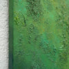 "Harry", 46x48cm, 2026 (Seitenperspektive): abstraktes Gemälde von Mark Hellbusch in grünen Farben auf Leinwand mit feiner strukturierter Oberfläche