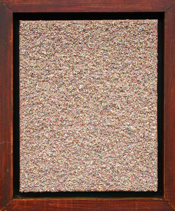 Kleines abstraktes Gemälde „Marsfeld XCV“ mit natürlicher, rosé-goldener Farbtextur und faszinierender Oberflächenstruktur (Präsentiert mit Rahmen). Atelier Hellbusch.