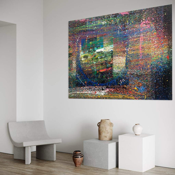 XXL-Gemälde „RE 19“ (in Situation). Bunte Farben auf schwarzem Hintergrund 210x150 cm, aus der Kollektion „Reste eines Experiments“. Künstler Mark Hellbusch
