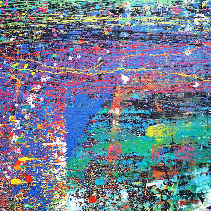 XXL-Gemälde „RE 19“ (Nahaufnahme). Bunte Farben auf schwarzem Hintergrund 210x150 cm, aus der Kollektion „Reste eines Experiments“. Künstler Mark Hellbusch