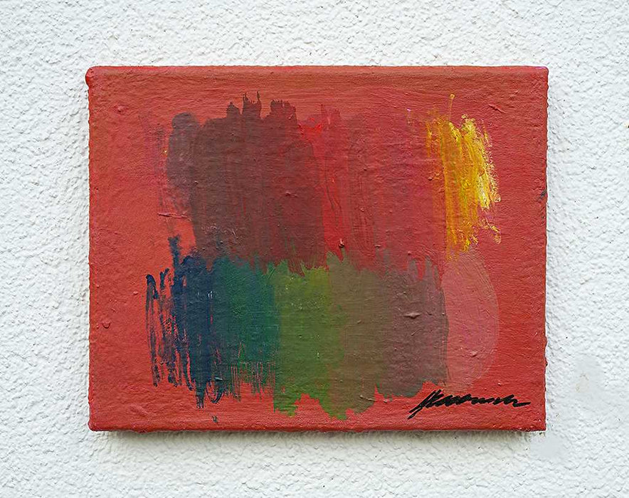 Abstraktes Gemälde „RE 31“ von Mark Hellbusch, Öl auf Leinwand, 40 × 30 cm, roséfarbener Grund mit grünen, blauen und gelben Farbfeldern, experimentelle Oberfläche.
