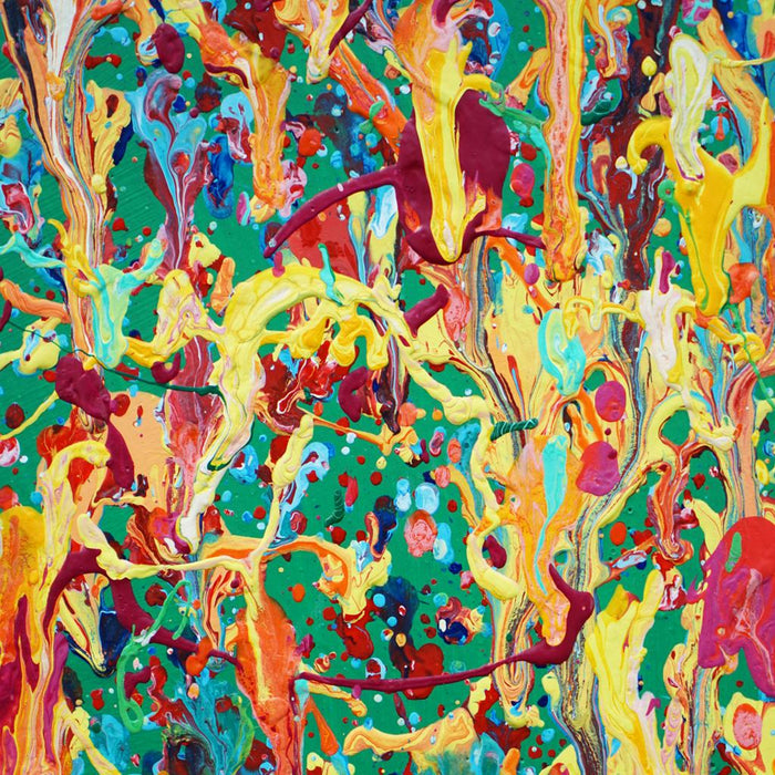 Runde abstrakte Kunst in leuchtenden Farben, Claim 154 (Ausschnitt), Acryl und Lack auf Leinwand, 120 cm Durchmesser, zeitgenössische abstrakte Kunst, Atelier Hellbusch.