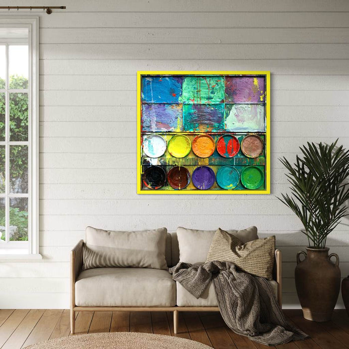 "Der Sonderling", Malerei auf einem überdimensionierten Farbkasten (110x120 cm, in Situation). In den Mischfächer (oben im Bild) sind Grün, Blau und Violett zu sehen. Unten befinden sich 10 Farbteller mit den üblichen Farben einer Palette. In den Zwischenräumen sind Farbkleckse und -flecken sichtbar. Moderne Kunst. ARTLET - Atelier Hellbusch