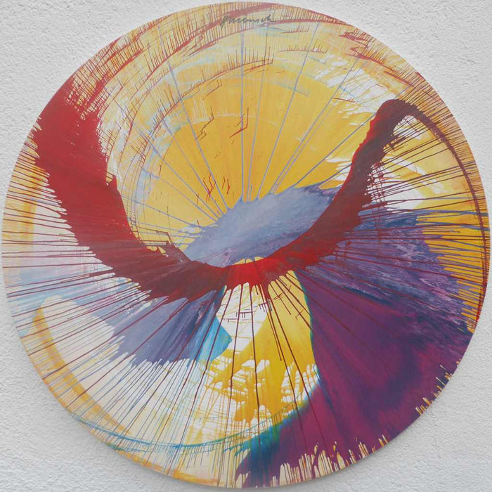 Rundes Gemälde „Splash 2“ mit leuchtendem Gelb, Rot, Violett und Blau, experimentelle Acrylmalerei auf rotierender Leinwand, moderne abstrakte Kunst voller Energie, Atelier Hellbusch