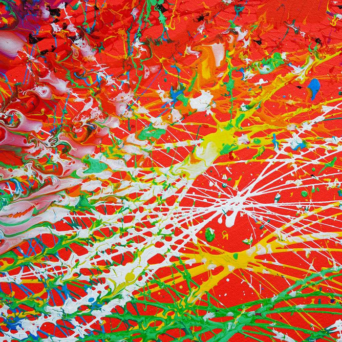 Dynamisches Actionpainting "Splash 58" (Nahaufnahme) auf runder Leinwand, 140 cm Durchmesser, gemalt 2024 von Mark Hellbusch.