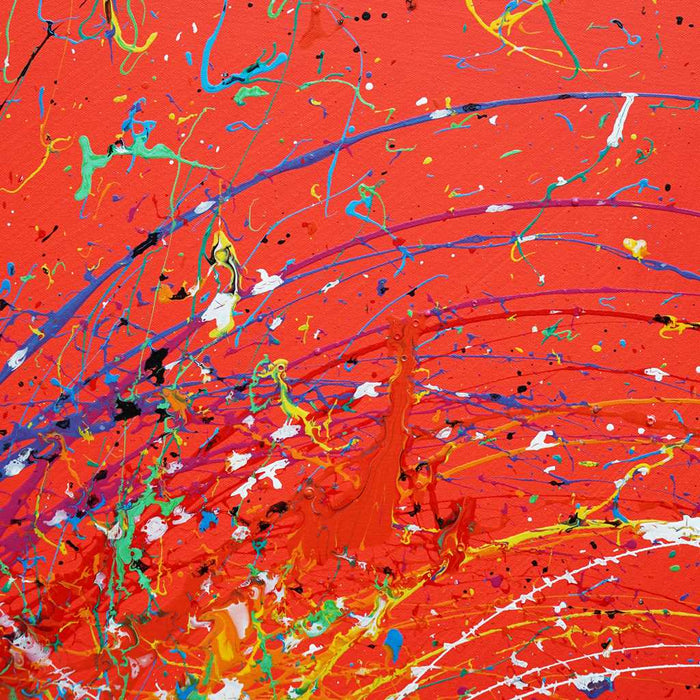 Dynamisches Actionpainting "Splash 58" (Nahaufnahme) auf runder Leinwand, 140 cm Durchmesser, gemalt 2024 von Mark Hellbusch.