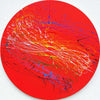 Rundes, modernes Gemälde "Splash 76" in leuchtendem Rot mit dynamischen weißen, gelben und blauen Linien. Einzigartige Kunst für kreative Raumgestaltung von Mark Hellbusch.