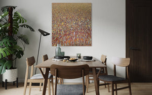 Claim 1 ist ein abstraktes Gemälde von Mark Hellbusch (120x110 cm) aus der Serie 'Organic Grounds'. Das Werk zeigt experimentelle Malerei auf Leinwand mit warmen und bunten Farben, darunter dominierende Gelb-, Rot- und Blautöne. Die dynamische, texturierte Komposition erinnert an ein blühendes Feld (in situ). ARTLET - Atelier Hellbusch