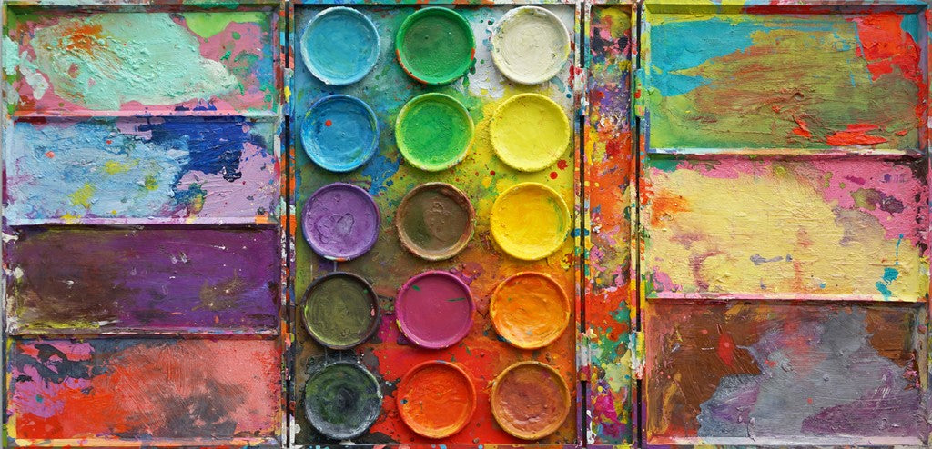 Monumentales Farbkasten-Gemälde „Die Reise“ (100 × 200 × 4 cm, 2024) – abstraktes Objektbild von Mark Hellbusch in Mischtechnik mit warmen Erdtönen, leuchtendem Gelb, Violett, Blaugrün und Pastellflächen. Dreidimensional und emotional aufgeladen. Atelier Hellbusch.