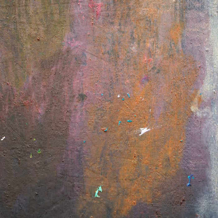 Output 6 (Detail) von Mark Hellbusch, abstraktes Ölgemälde in Schwarz, Anthrazit und Violett mit grünen und orangefarbenen Farbspuren, 80 × 60 cm
