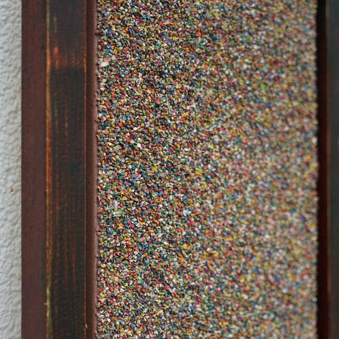 Kleines abstraktes Gemälde „Marsfeld XCII“ mit dichter, fast monochrom wirkender Farbfeldstruktur auf 30 × 24 cm Leinwand (Seitenperspektive). Atelier Hellbusch