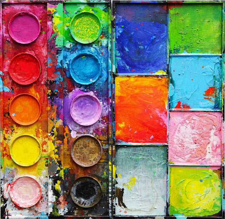 Abstraktes Farbkasten-Gemälde „Square“ (140 × 145 × 5 cm, 2021) – großformatiges Objektbild von Mark Hellbusch in Mischtechnik. Kräftige Farbfelder in Gelb, Grün, Rot, Blau und Violett, kombiniert mit runden Farbtellern. Verkauft, Privatbesitz.