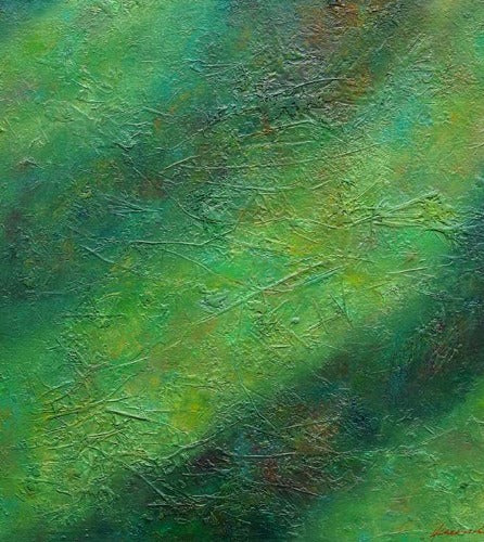 Martina | Grünes Bild auf Leinwand, abstrakt und modern (110 x 100 cm). Grüne Farben - begleitet mit blau, violett, ocker und gelb - ergeben eine Komposition, die sich durch abstrakte Formen in hellgrün und dunkelgrün ergibt. Sie erinnert an Schatten eines Sturmtiefs. Die Lasuren in Verbindung mit der haptischen Grundierung ergeben einen edlen Eindruck des modernen Bildes. Das moderne, abstrakte Bild kann man auch online kaufen. Grünes Bild. ARTLET | Atelier Hellbusch.
